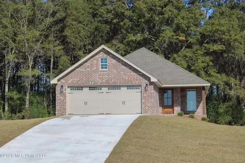 80 Meadow Breeze Rd, Sumrall, MS 39482