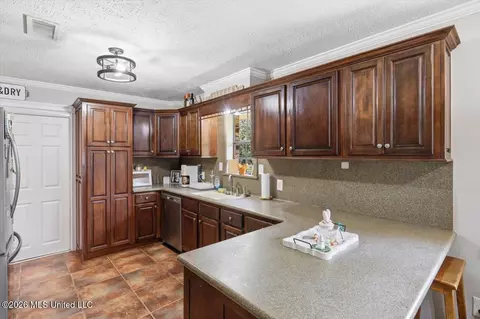 Kitchen - 246 Ella Ln, Florence, MS 39073 photo 1 of 4