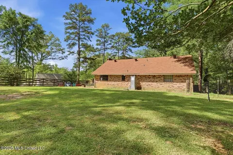 Exterior - 246 Ella Ln, Florence, MS 39073 photo 5 of 6