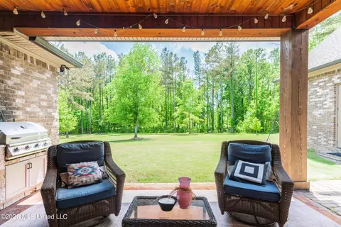 Exterior - 517 Viewpointe Way, Clinton, MS 39056 photo 15 of 23