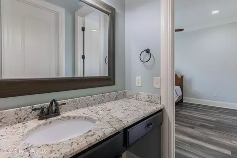 Bath - 517 Viewpointe Way, Clinton, MS 39056 photo 13 of 17
