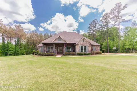 517 Viewpointe Way, Clinton, MS 39056
