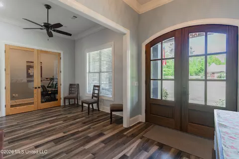 Entry Way - 517 Viewpointe Way, Clinton, MS 39056 photo 3 of 7