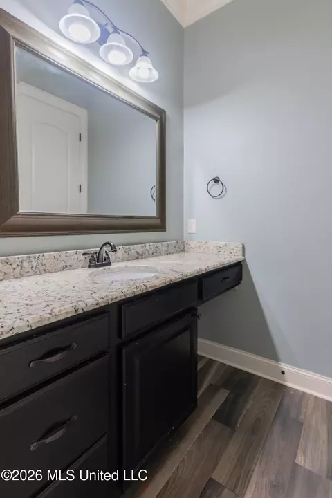 Bath - 517 Viewpointe Way, Clinton, MS 39056 photo 7 of 17