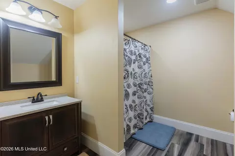 Bath - 517 Viewpointe Way, Clinton, MS 39056 photo 14 of 17