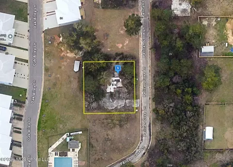 14 Pelican Cove Ln, Long Beach, MS 39560