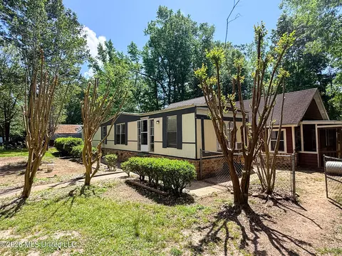 Exterior - 143 Maple St, Florence, MS 39073 photo 7 of 7