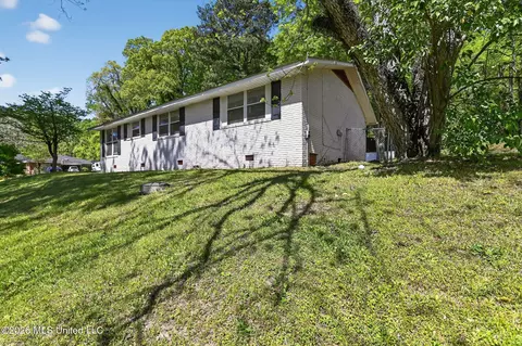 Exterior - 20 Covington Rd, Columbus, MS 39705 photo 6 of 8