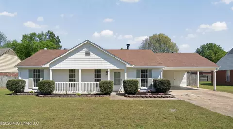 6916 Magnolia Dr, Olive Branch, MS 38654