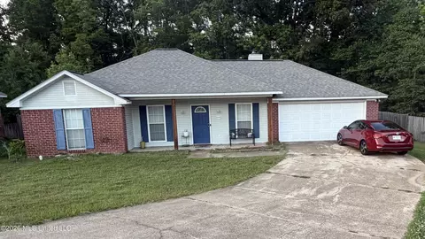 5008 Womack Dr, Byram, MS 39272