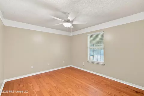 Bedroom - 89364 E Diamondhead Dr, Diamondhead, MS 39525 photo 3 of 4
