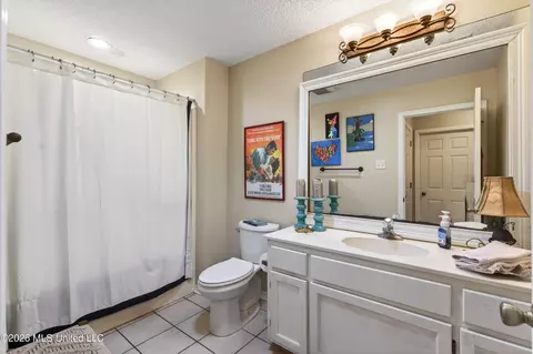 Bath - 89364 E Diamondhead Dr, Diamondhead, MS 39525 photo 1 of 3