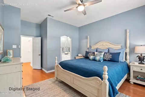 Bedroom - 89364 E Diamondhead Dr, Diamondhead, MS 39525 photo 1 of 5