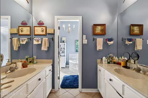 Bath - 89364 E Diamondhead Dr, Diamondhead, MS 39525 photo 2 of 3