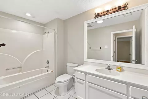 Bath - 89364 E Diamondhead Dr, Diamondhead, MS 39525 photo 3 of 3