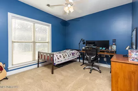 Bedroom - 2670 Emerald Way Dr, Hernando, MS 38632 photo 2 of 4