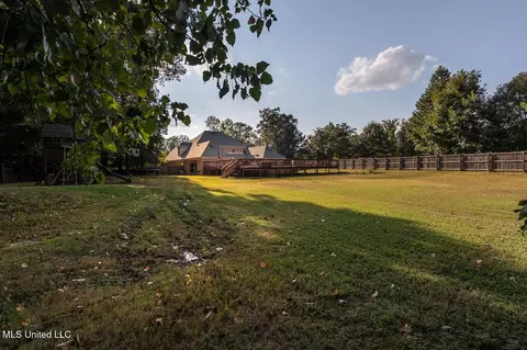 Exterior - 2670 Emerald Way Dr, Hernando, MS 38632 photo 14 of 14