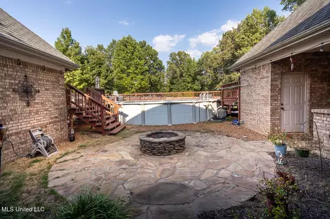 Exterior - 2670 Emerald Way Dr, Hernando, MS 38632 photo 9 of 14