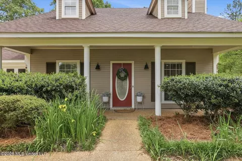 Exterior - 4008 Big Oak Dr, Jackson, MS 39272 photo 2 of 6