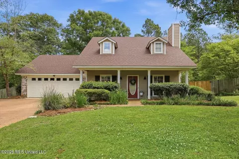 4008 Big Oak Dr, Jackson, MS 39272
