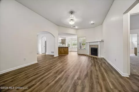 Living - 7238 Crape Myrtle Dr, Olive Branch, MS 38654 photo 1 of 4