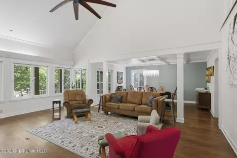 Other - 1012 Buckley Dr, Jackson, MS 39206 photo 5 of 12