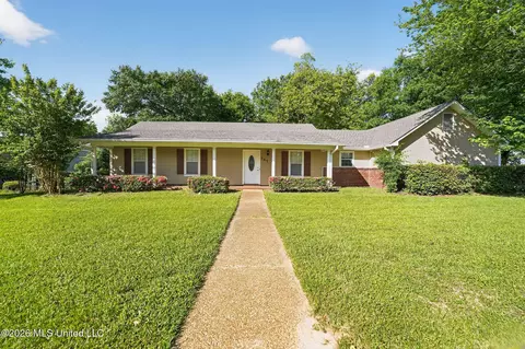 147 Sunnycrest Dr, Ridgeland, MS 39157