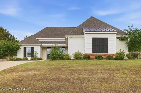 221 Ironwood Pl, Brandon, MS 39042