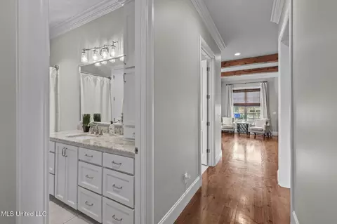 Entry Way - 1004 Sapphire Xing, Flowood, MS 39232 photo 4 of 4