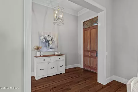 Entry Way - 1004 Sapphire Xing, Flowood, MS 39232 photo 2 of 4