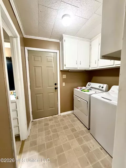 Other - 809 Robertson St, Brookhaven, MS 39601 photo 11 of 17