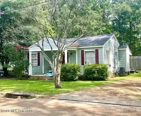 Other - 809 Robertson St, Brookhaven, MS 39601 photo 8 of 17