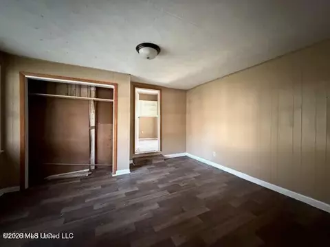 Bedroom - 254 Rogers Cir, Brookhaven, MS 39601 photo 3 of 3