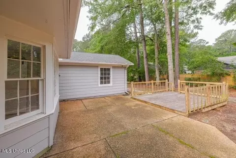 Exterior - 5477 River Thames Pl, Jackson, MS 39211 photo 3 of 4