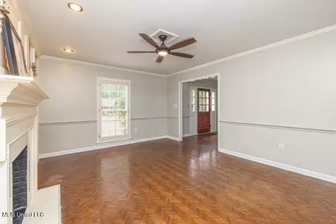 Living - 5477 River Thames Pl, Jackson, MS 39211 photo 2 of 4
