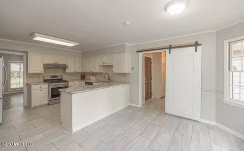 Other - 5477 River Thames Pl, Jackson, MS 39211 photo 6 of 13