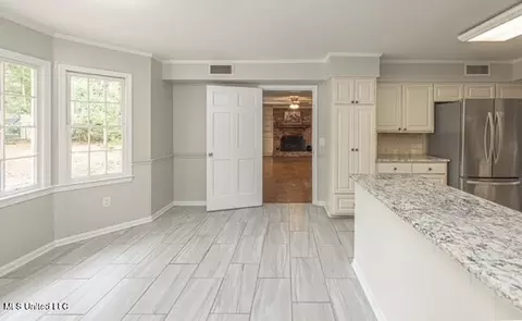 Other - 5477 River Thames Pl, Jackson, MS 39211 photo 8 of 13