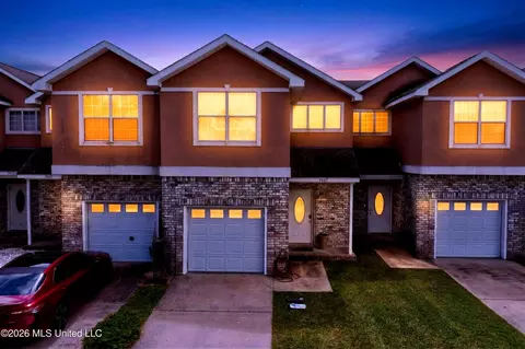 3467 Riverbend Cv, Biloxi, MS 39532