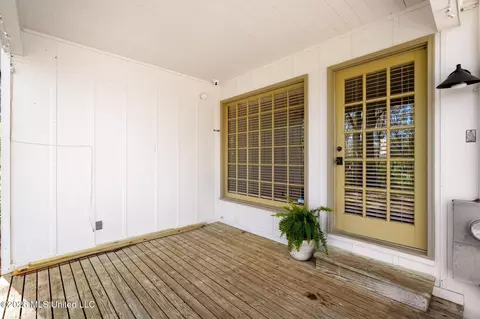 Exterior - 1005 S Jackson St, Brookhaven, MS 39601 photo 7 of 12