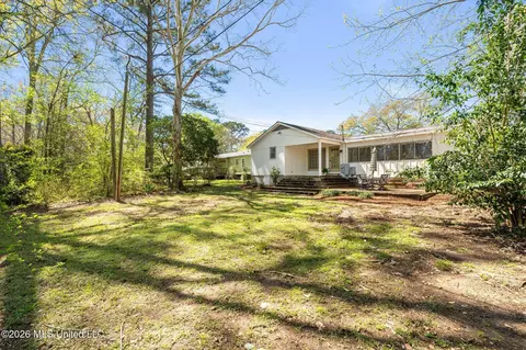 Exterior - 1005 S Jackson St, Brookhaven, MS 39601 photo 11 of 12