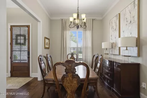 Dining - 105 Owen St, Madison, MS 39110 photo 1 of 2