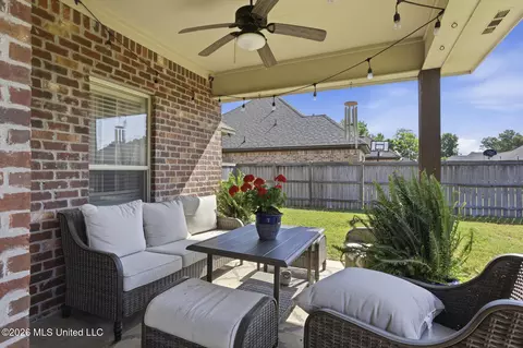 Exterior - 105 Owen St, Madison, MS 39110 photo 4 of 5