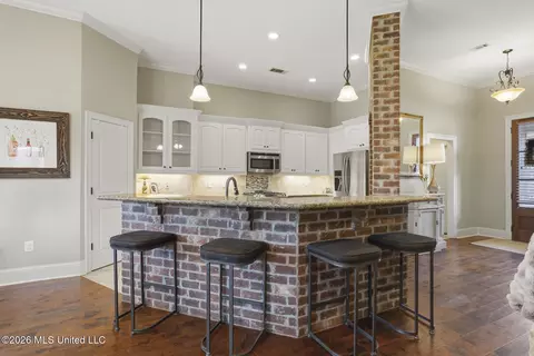Kitchen - 105 Owen St, Madison, MS 39110 photo 1 of 4