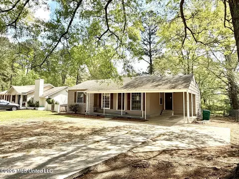 1003 S Jackson St, Brookhaven, MS 39601