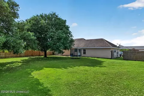 Exterior - 4 Arbor Bend Dr, Picayune, MS 39466 photo 5 of 5