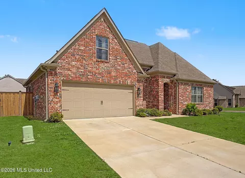 Exterior - 4960 Reunion Dr, Walls, MS 38680 photo 3 of 5