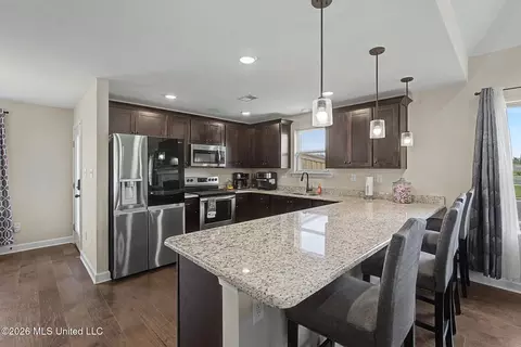 Kitchen - 4960 Reunion Dr, Walls, MS 38680 photo 1 of 3