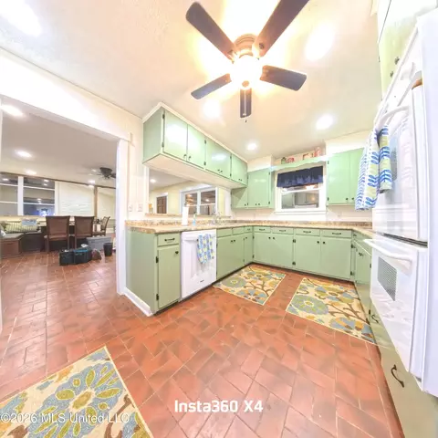 Kitchen - 178 Williams Ln, Lucedale, MS 39452 photo 1 of 3