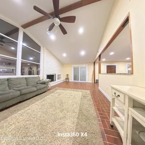 Living - 178 Williams Ln, Lucedale, MS 39452 photo 1 of 2