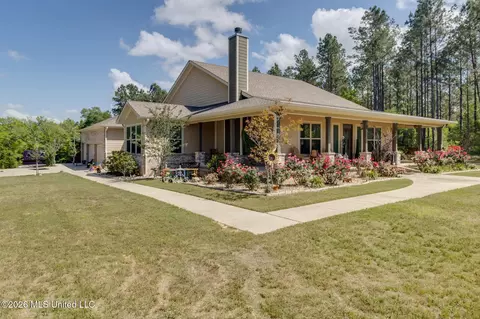 17415 Doc Lizana Rd, Gulfport, MS 39503